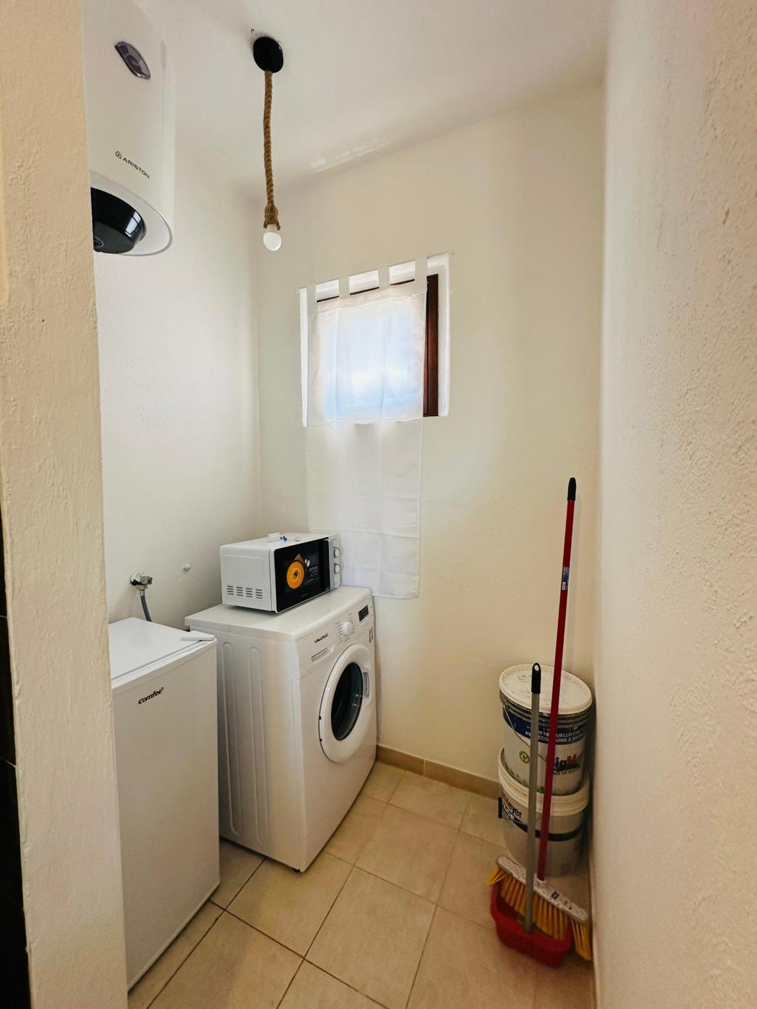 Sun House Santa Teresa Di Gallura Екстериор снимка