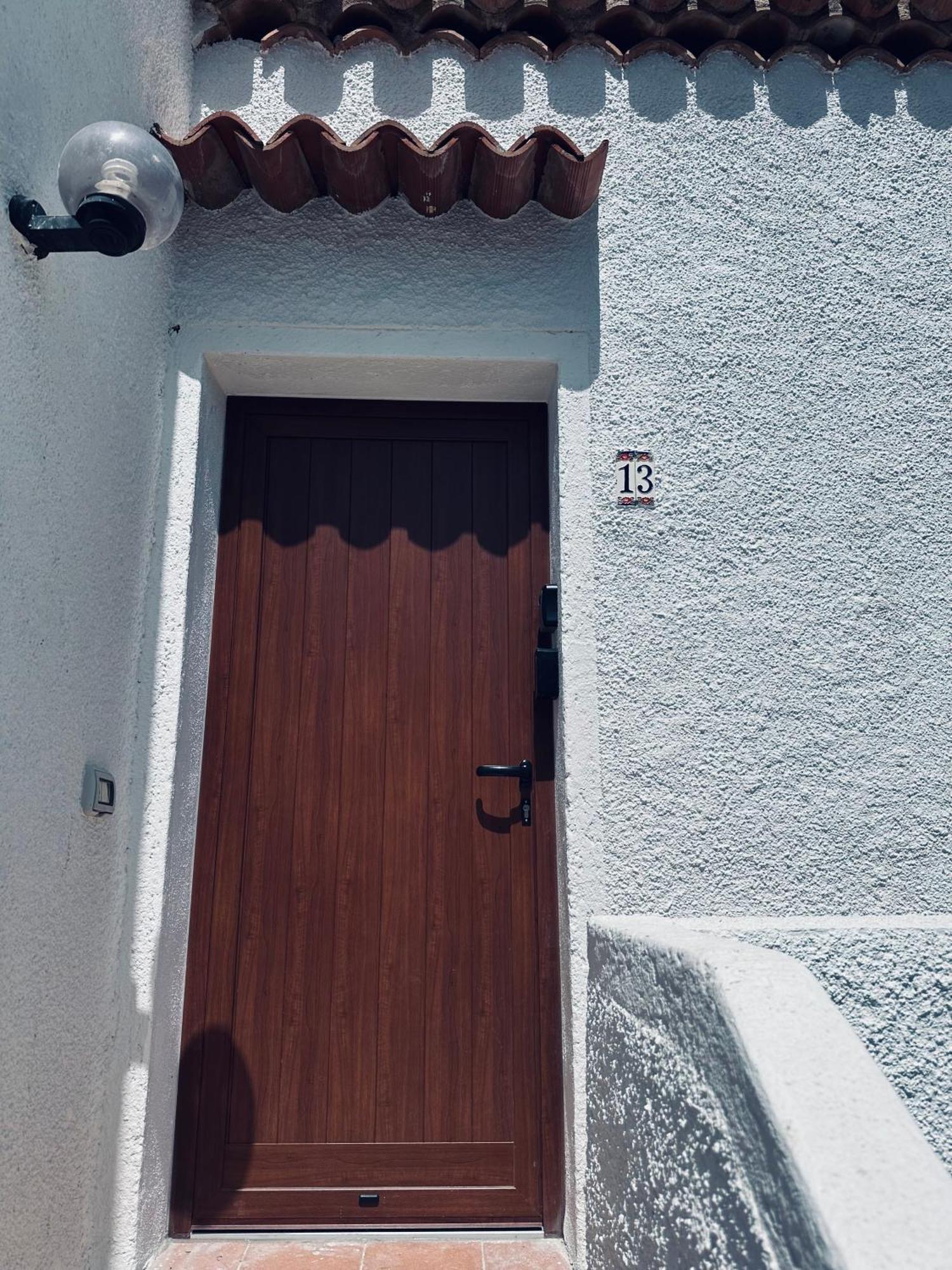 Sun House Santa Teresa Di Gallura Екстериор снимка